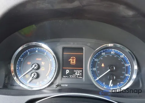 2018 Toyota Corolla Le z USA, uszkodzony, nr VIN 2T1BURHE8JC020067